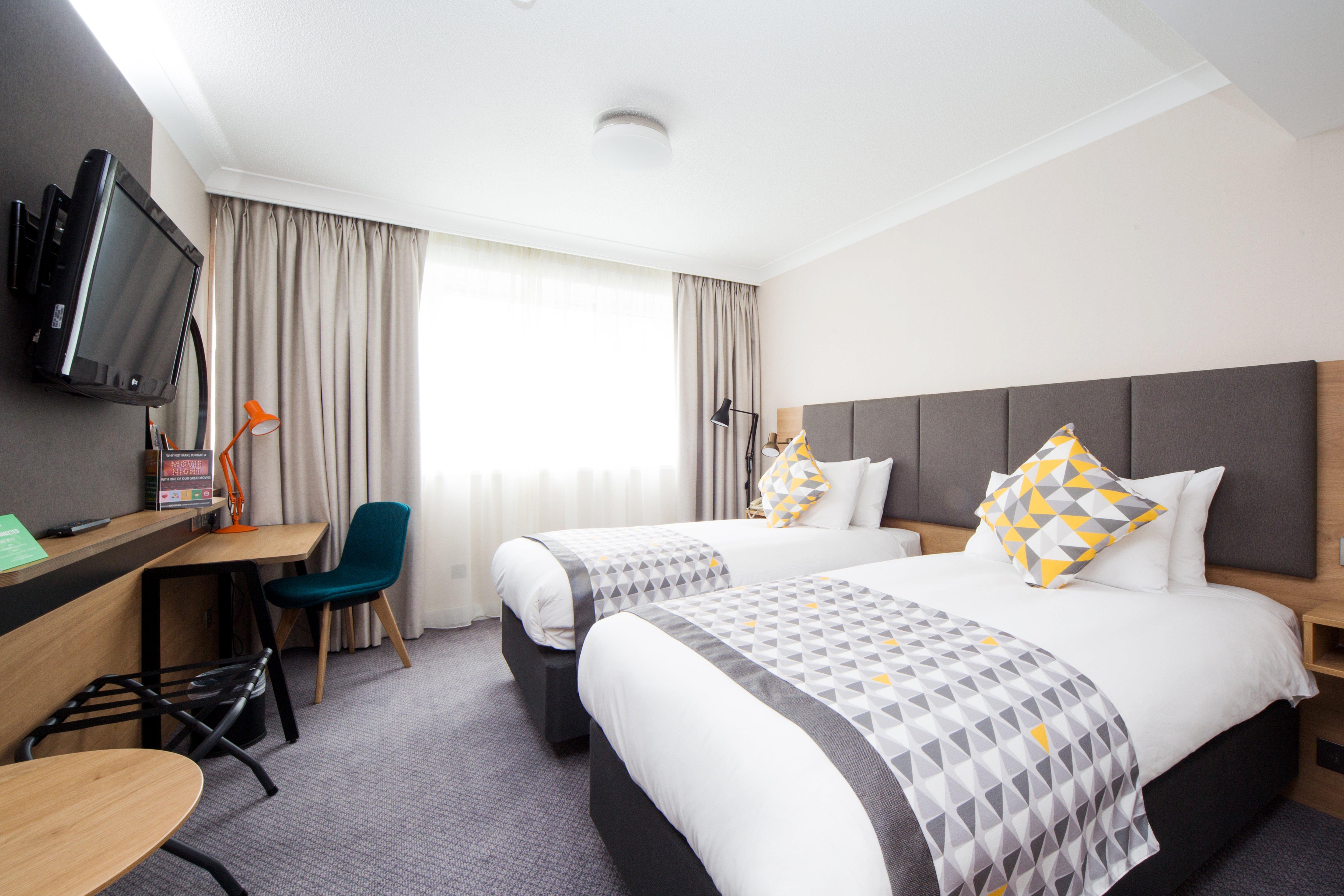 הורלי Holiday Inn London - Gatwick Airport By Ihg מראה חיצוני תמונה