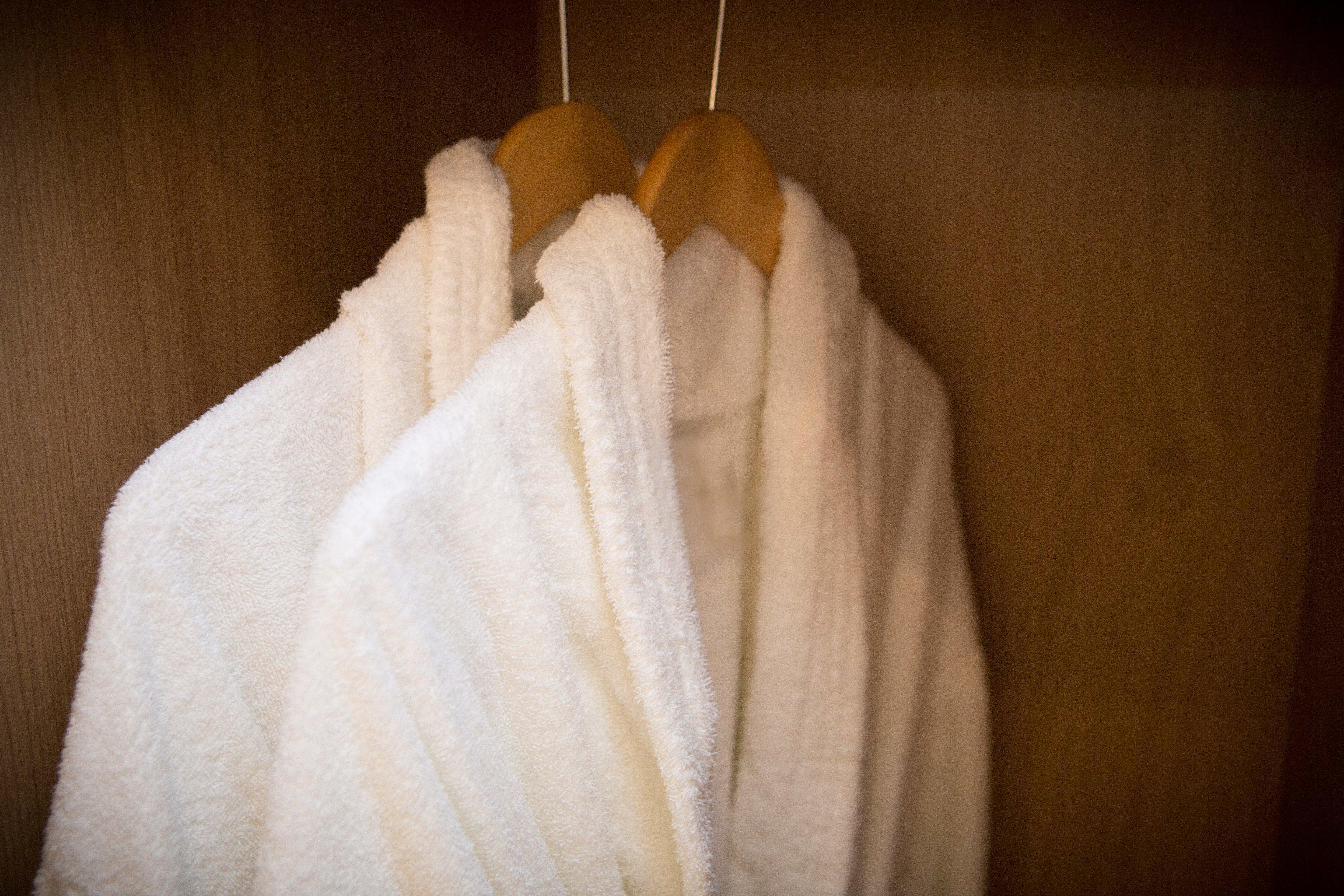 הורלי Holiday Inn London - Gatwick Airport By Ihg מראה חיצוני תמונה